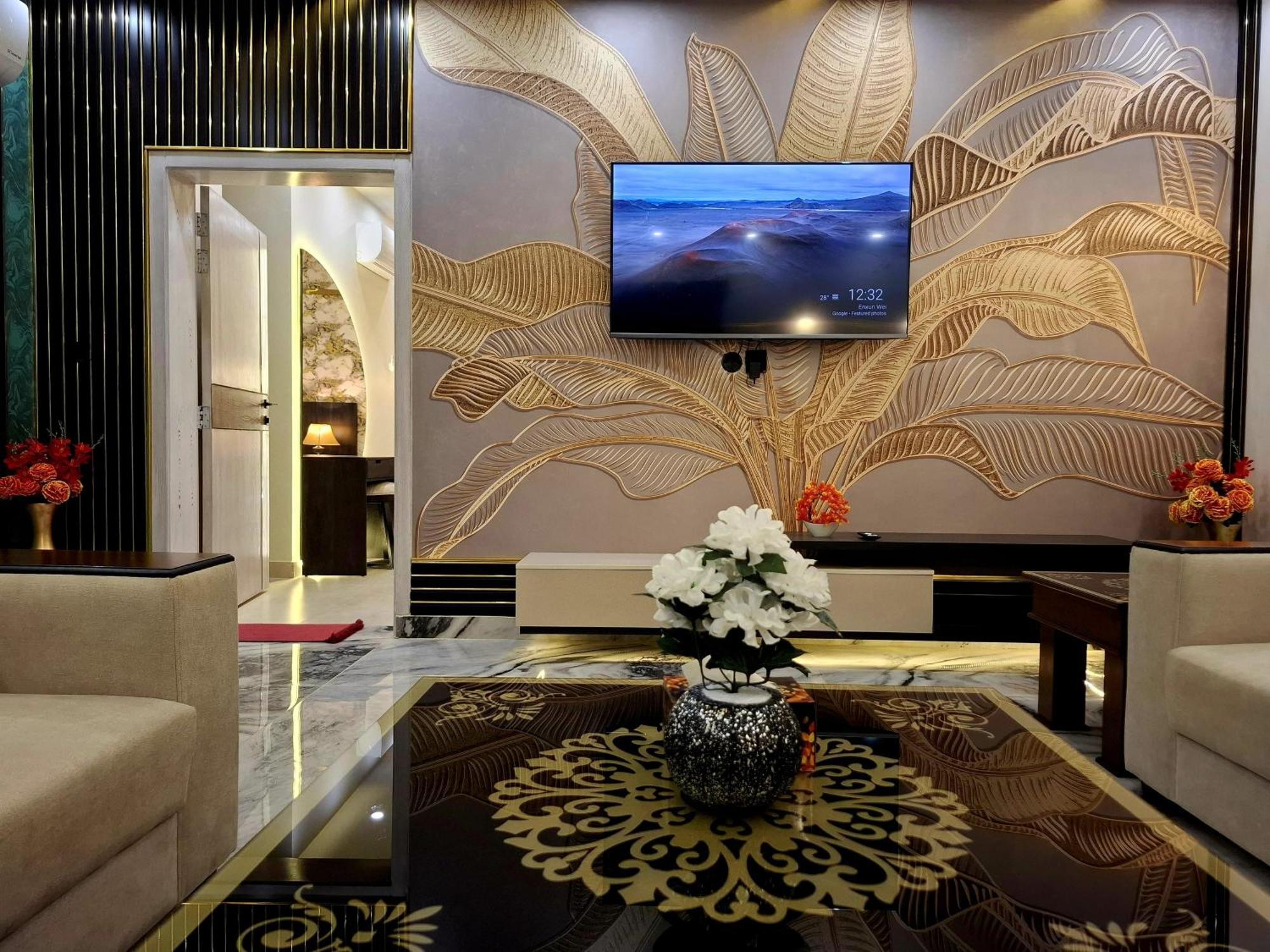 Royal Galaxy Hotel & Residence - Near Islamabad International Airport & Motorway Exterior foto